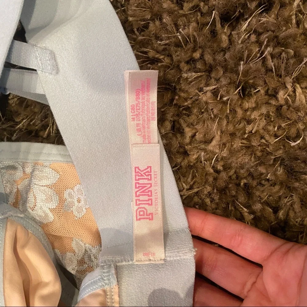 Vs PINK lace triangle bralette - Picture 4 of 4